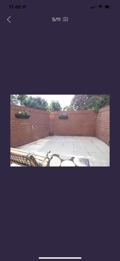 Pc Lodge Kingswood St Preston R1 Exterior photo